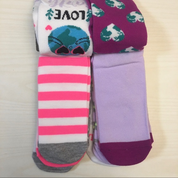 SALE!! NWT Love the Earth Socks, 10 pairs 🌍 - Picture 3 of 7